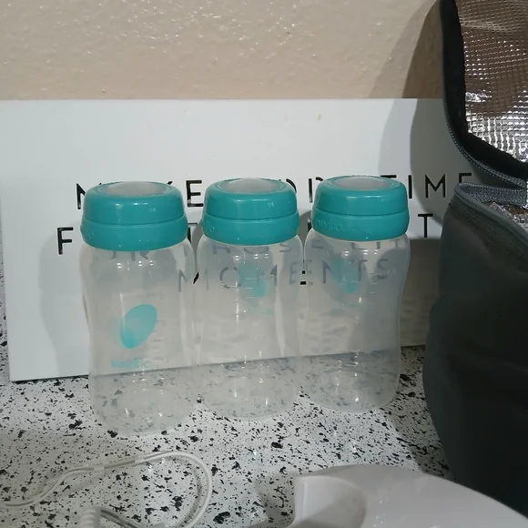 ​Evenflo Advanced Double Electric Kit W/ Travel bag - Picture 5 of 13